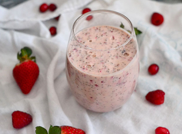 Triple-berry-and-chia-smothie_small